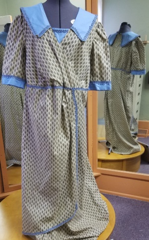 Brown and blue Period Dress-Wm Pd Dr 6825-MM'18-Bust 46