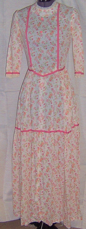 Pink Ivory Period Dress-Wm Pd Dr 7230-Bust 34