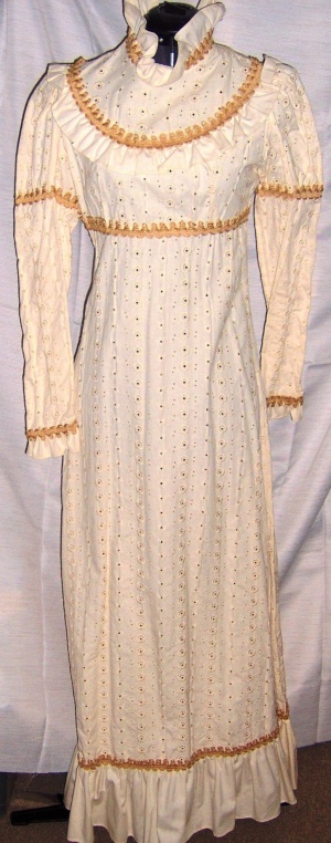 Ivory Gold Period Dress-Wm Pd Dr 8325-Bust 36