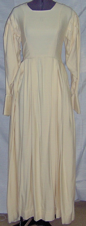 White Period Dress-Wm Pd Dr 8450-Bust 38