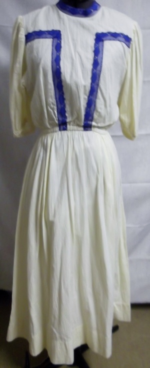White Period Dress-Wm Pd Dr 8501-Bust 40