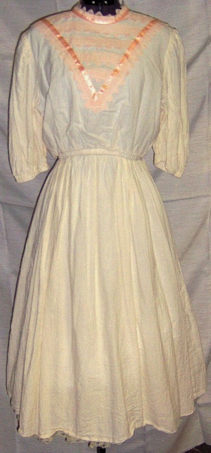 White Period Dress-Wm Pd Dr 8600-Bust 42