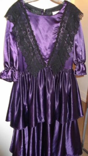 purple Period Dress-Wm Pd Dr 9601-CC'09-Bust 42