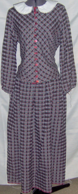 purple Period Dress-Wm Pd Dr 9775-Bust 44
