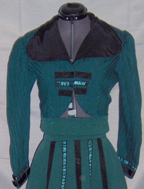 Green and Black Period Jacket-Wm Pd Jkt 3300-Bust 37