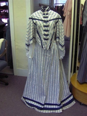 Blue Period Suit-Wm Pd Su 4450-Bust 38