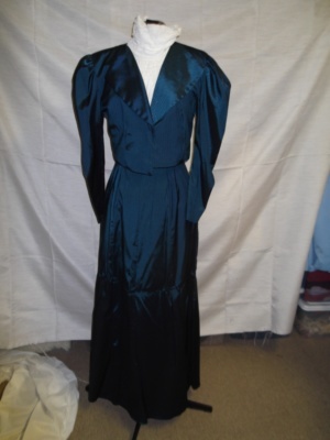 Blue Period Suit-Wm Pd Su 4550-MOYR'11-Bust 40