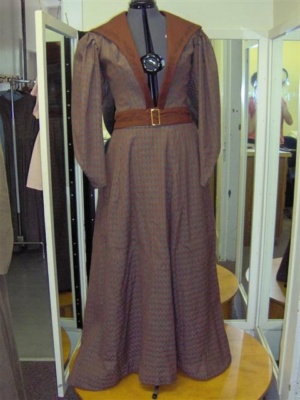 Red Period Suit-Wm Pd Su 7325-Bust 36