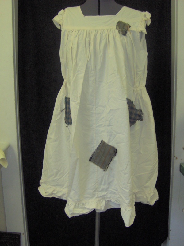 White Pinafore-Wm Pn 8425-Chest 44