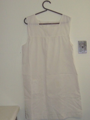 White Pinafore-Wm Pn 8500-Chest 46