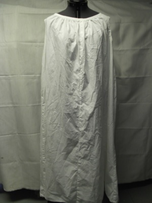 White Pinafore-Wm Pn 8800-Chest 52