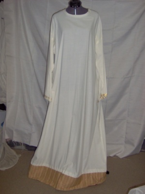 Ivory Renaissance Dress-Wm Rn Dr 8900-Chest 53