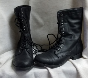 Black Shoe-Wm SH BTS 1862-Size  6