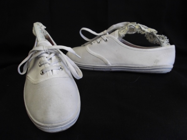white Shoe-Wm Sh Flt 8063-Size  6