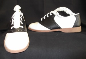 white and black Shoe-Wm Sh Flt 8075-Size  7.5