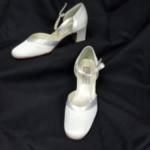 white Shoe-Wm Sh HH 8500-Size  9