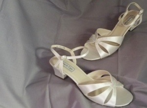 white Shoe-Wm Sh LH 8301-Size  9w