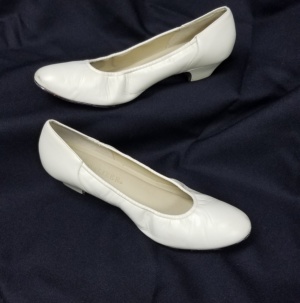 white Shoe-Wm Sh LH 8342-Size  8.5