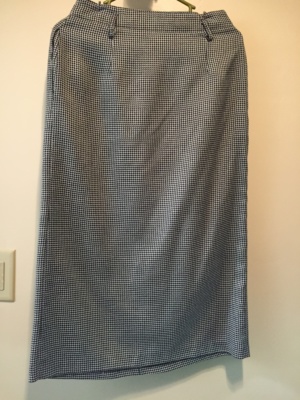 Grey Skirt-Wm Sk 2025-Waist 28