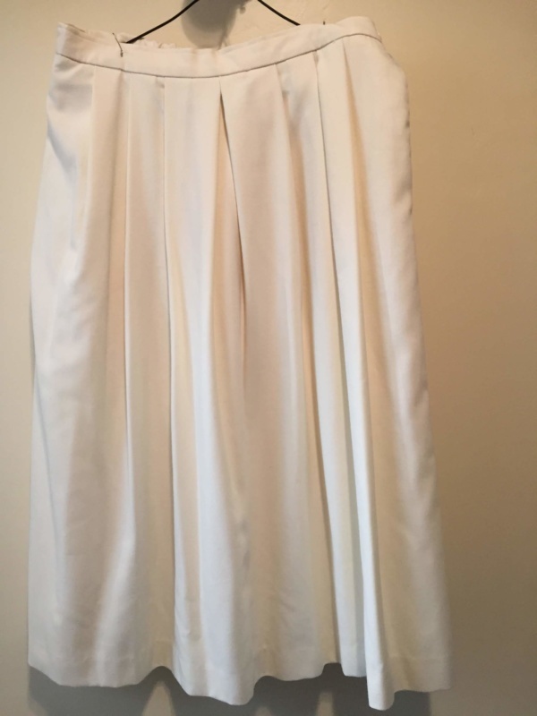 White Skirt-Wm Sk 8000-Waist 31