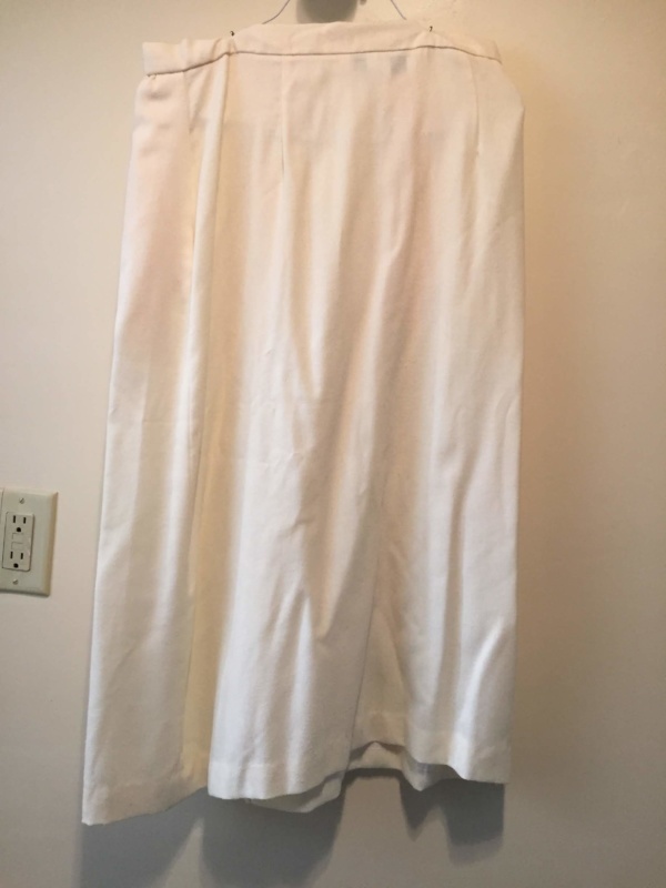Ivory Skirt-Wm Sk 8002-Waist 30