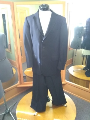 Men's blue, striped suit coat and pants--MN MOD SU 8251--Size 38