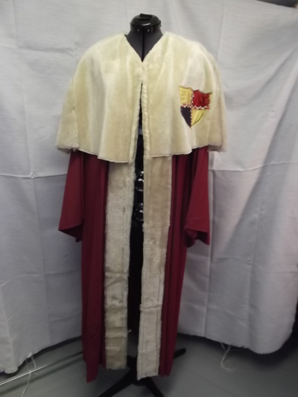 Red and ivory Graduation Gown-GGWN 7002-Chest 50