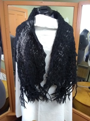 Black Shawl-Wm Swl 1003-Chest 50