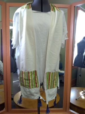 White and Green Prayer Shawl-BCLR 8002