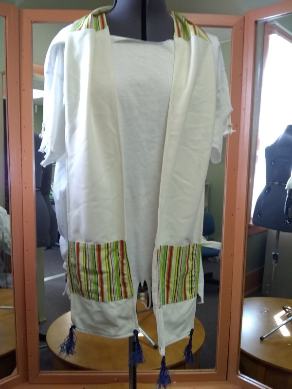 White and Green Prayer Shawl-BCLR 8002