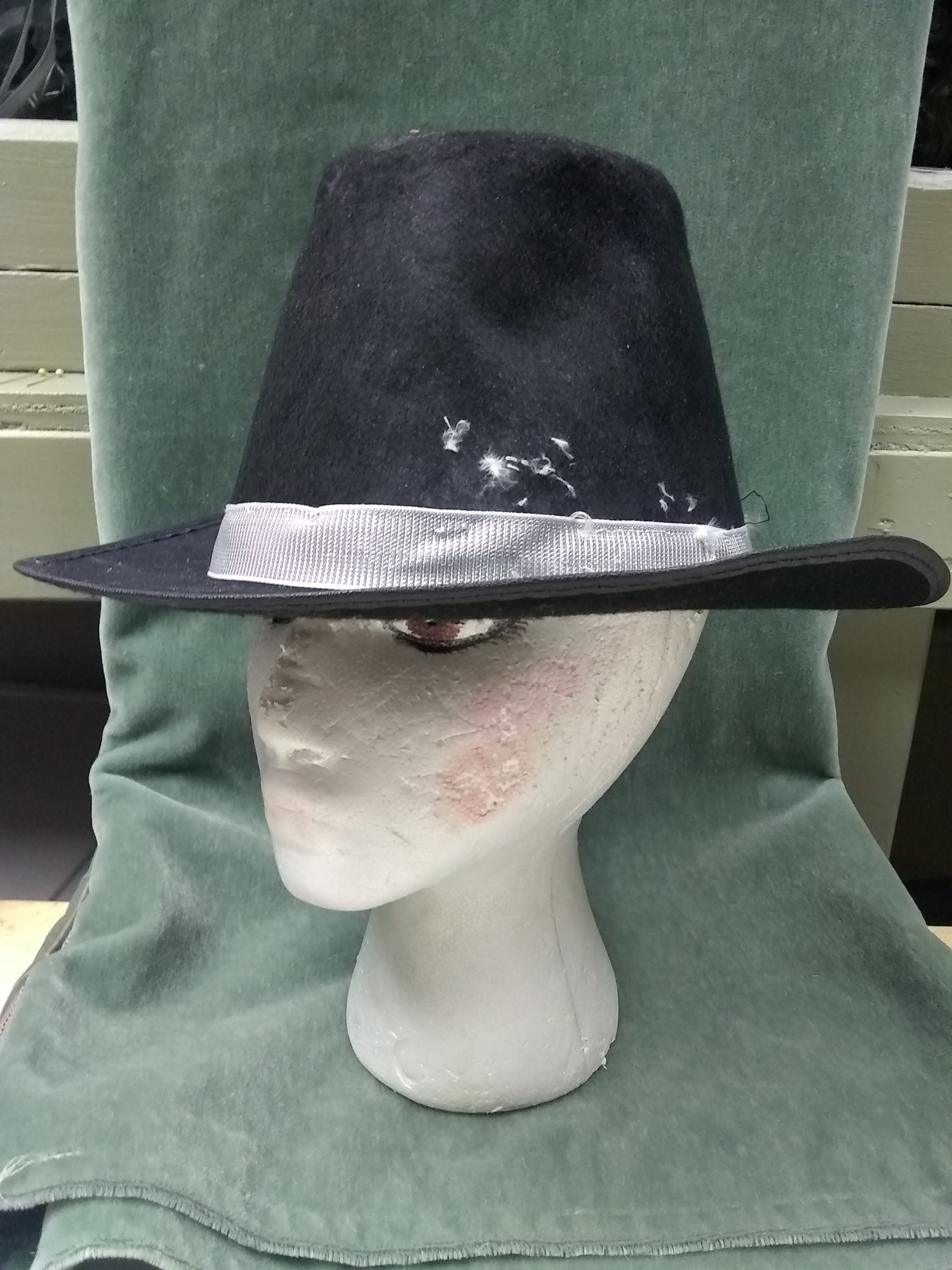 Black Cavalier Hats-CVLR HT 1009-Size 21 – Costume Cottage