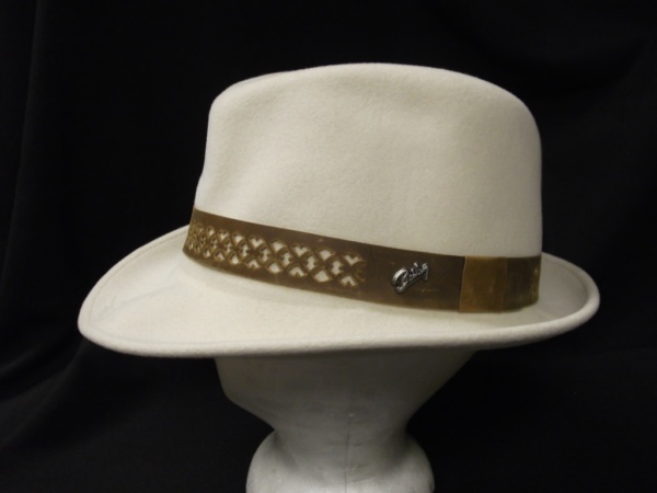 White Fedora Hats-FDO HT 8001-Size 23