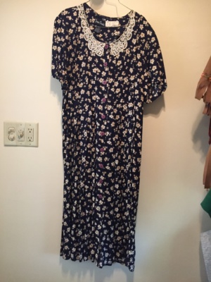 Navy cream Modern Dress-WM DR 4925-Chest 50