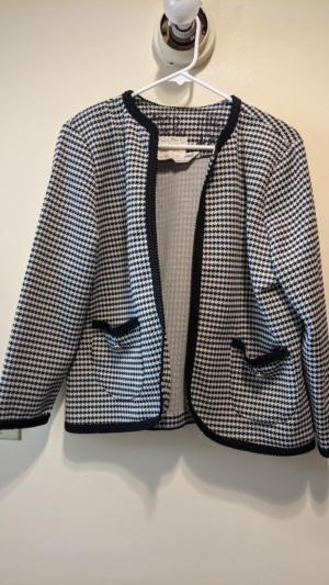 Black white Women's Suit-Wm Su 1425-Chest 39