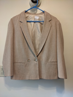 Tan brown Women's Suit-Wm Su 6500-Chest 40