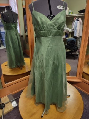 green  Modern formals-Wm Frml 3200-Chest 34