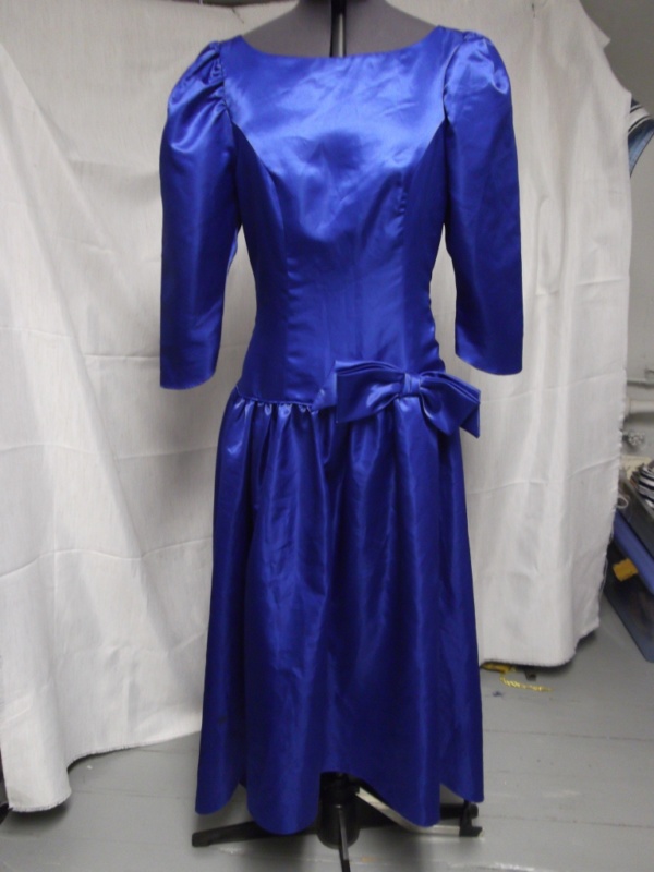 blue  Modern formals-Wm Frml 4303-Chest 36