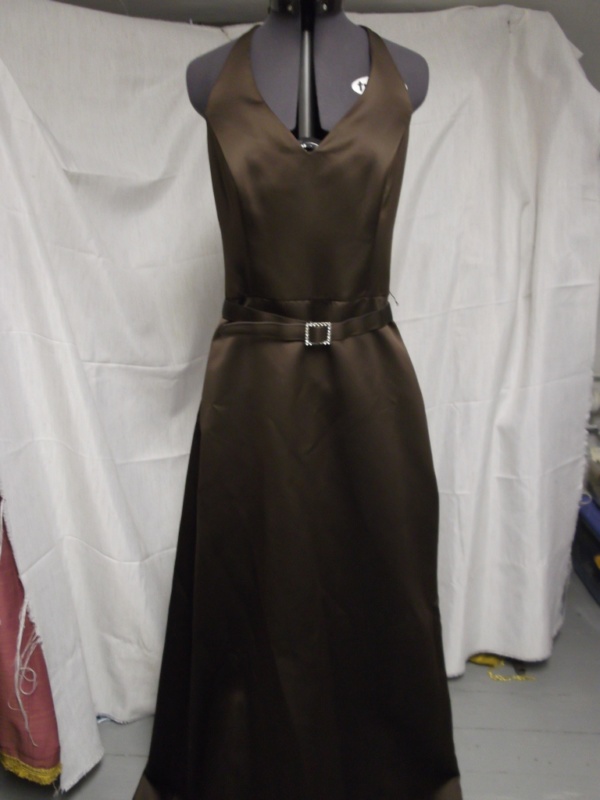tan  Modern formals-Wm Frml 6201-Chest