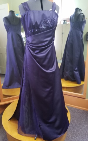 purple  Modern formals-Wm Frml 9501-Chest 40