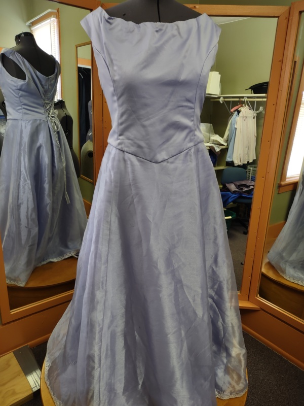 purple Modern formals-Wm Frml 9700-Chest 42