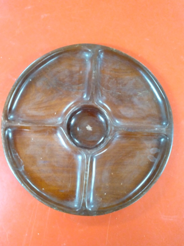 Wooden divided tray
