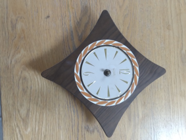 Wall Clocks - Image 3