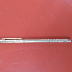 Vintage gold pen