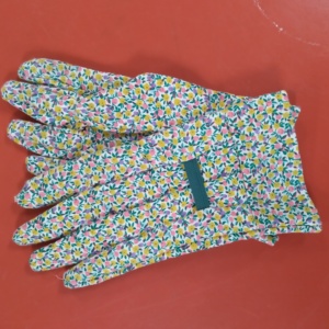 Floral gardening gloves