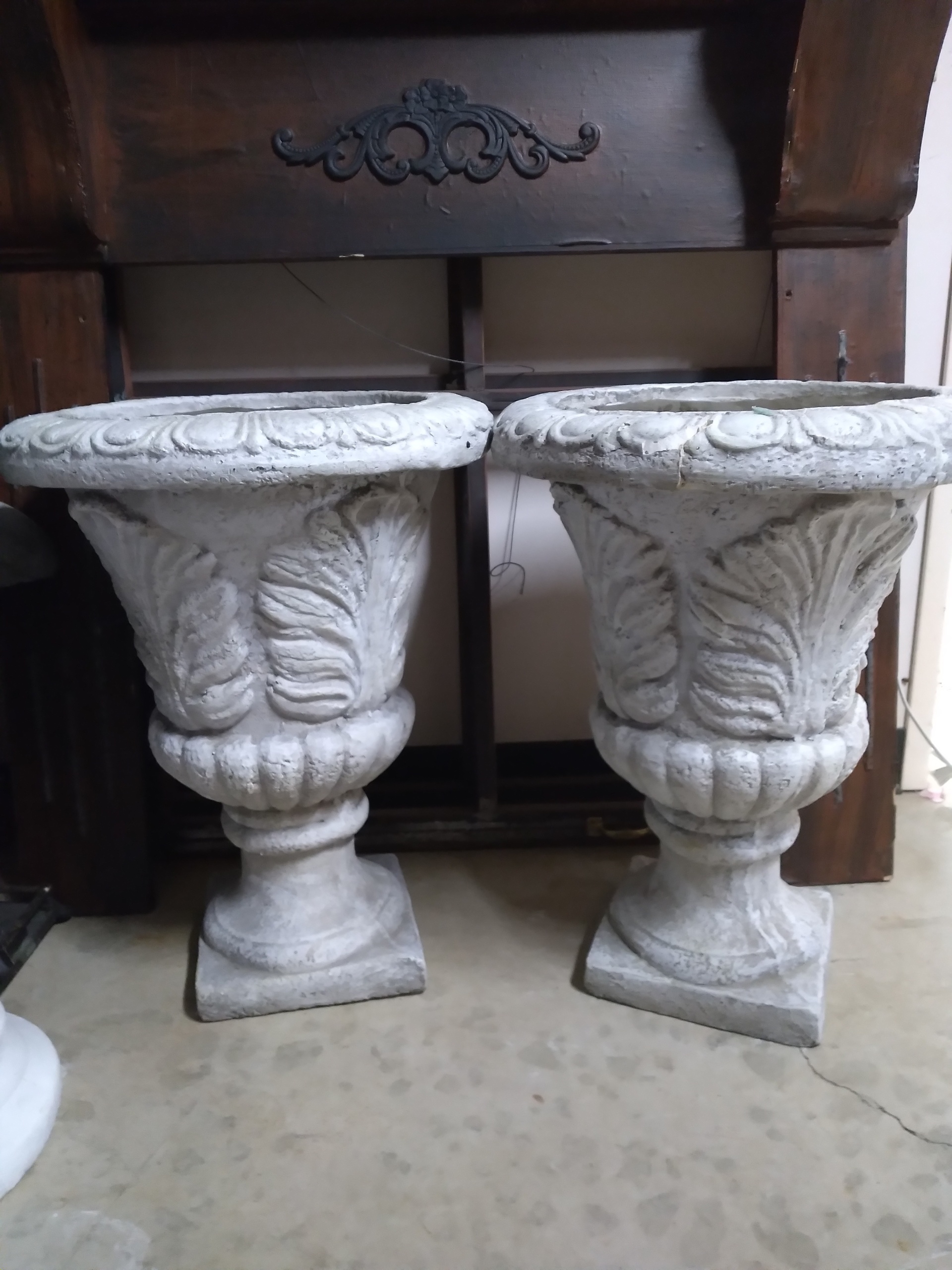 Fancy planters Prop Closet