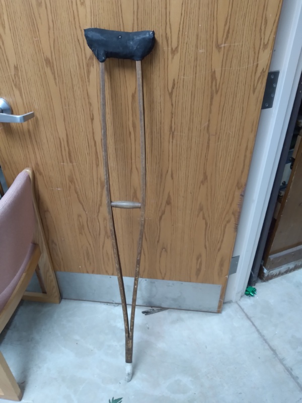 Crutch